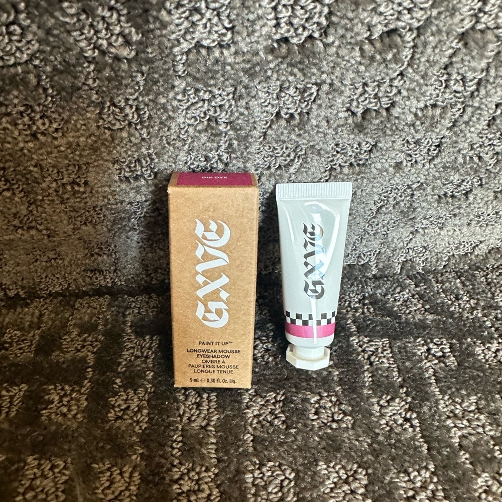 GXVE Beauty by Gwen Stefani Paint It Up Clean 24-Hr Cream Eyeshadow in Dip Dye